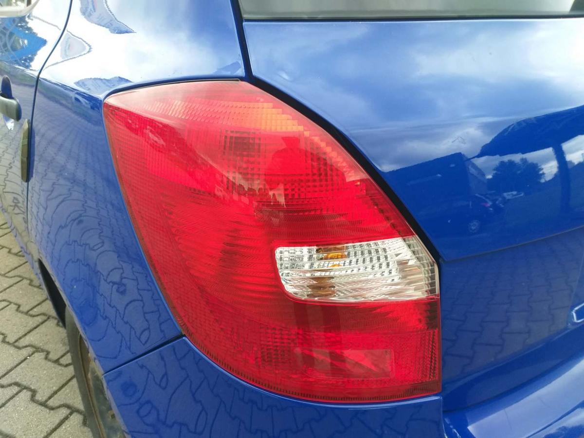 Skoda Fabia 2 5J original Rücklicht Rückleuchte Schlussleuchte links Bj.2009